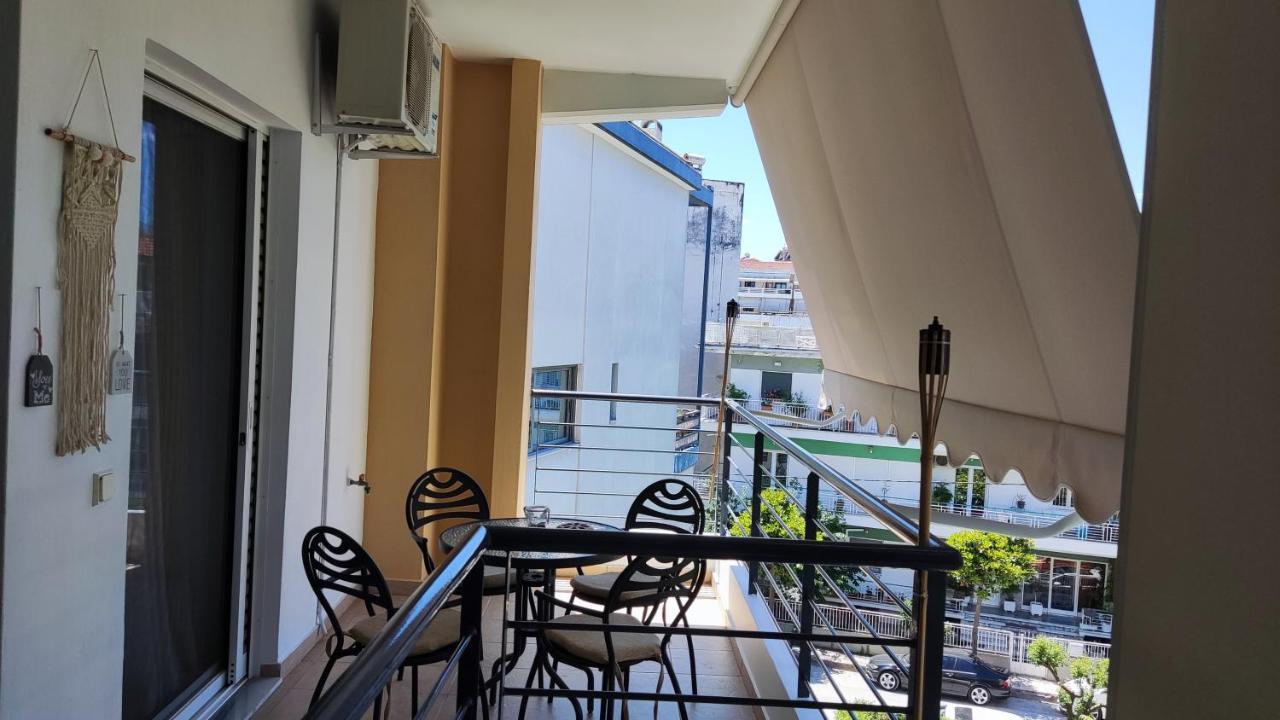 Rock & Roll 2 - Modern Apartment In Trikala Екстериор снимка
